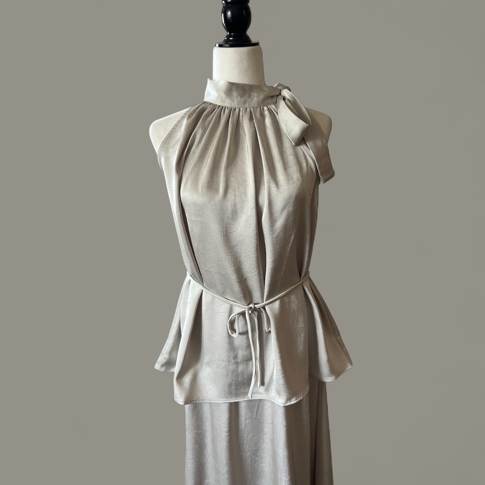 ✨HOST PICK Cream Halter with Maxi Skirt - Picture 3 of 7